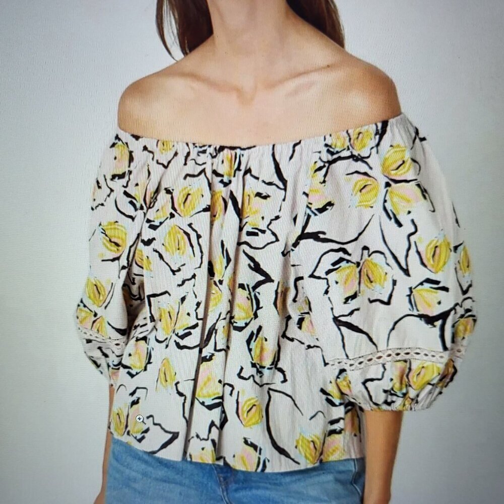 Velvet by Graham & Spencer Zoey Print top in Lilypad Print in Multi - Size M NWT - Picture 4 of 14